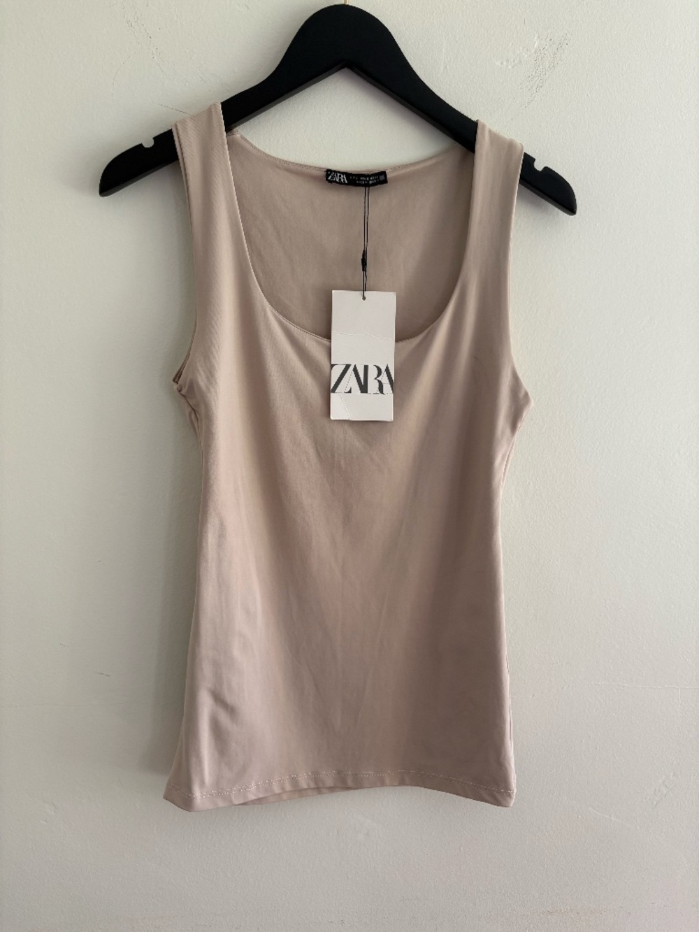 Zara/S/ NWT color is neutral stretch sleeveless tank